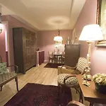 Porta Palace شقة *