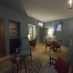Porta Palace شقة *