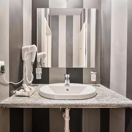 Porta Palace Apartment Turin