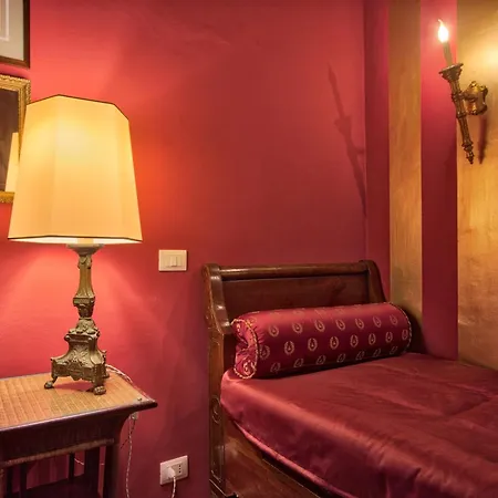 Apartment Porta Palace