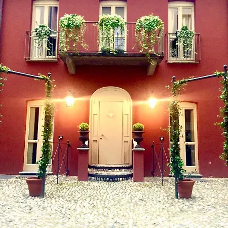 Porta Palace